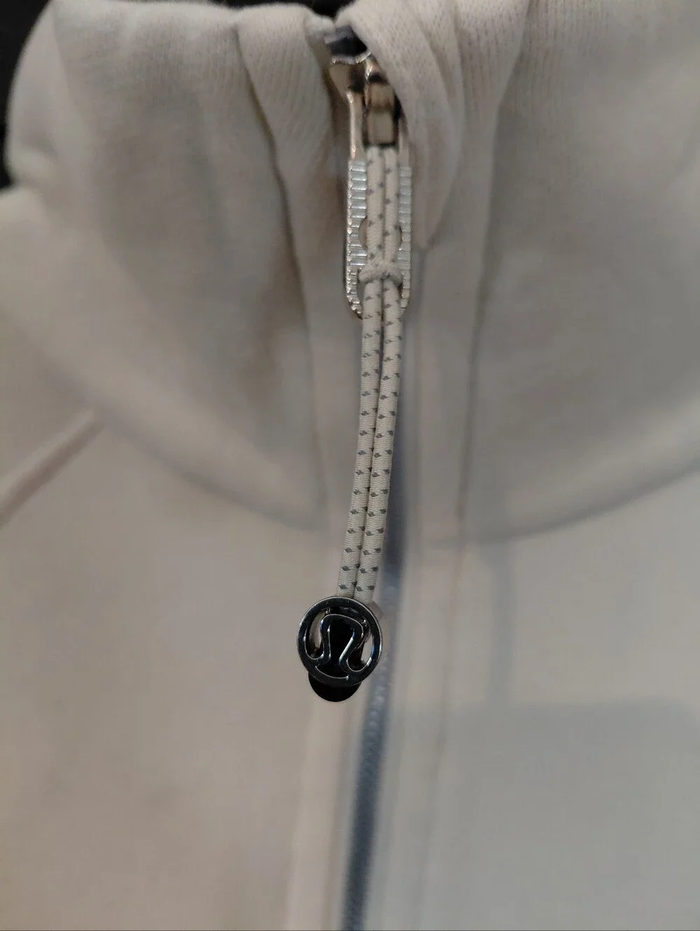 Lululemon Sz. M/L White Opal Scuba Oversized Funnel Neck Half-Zip